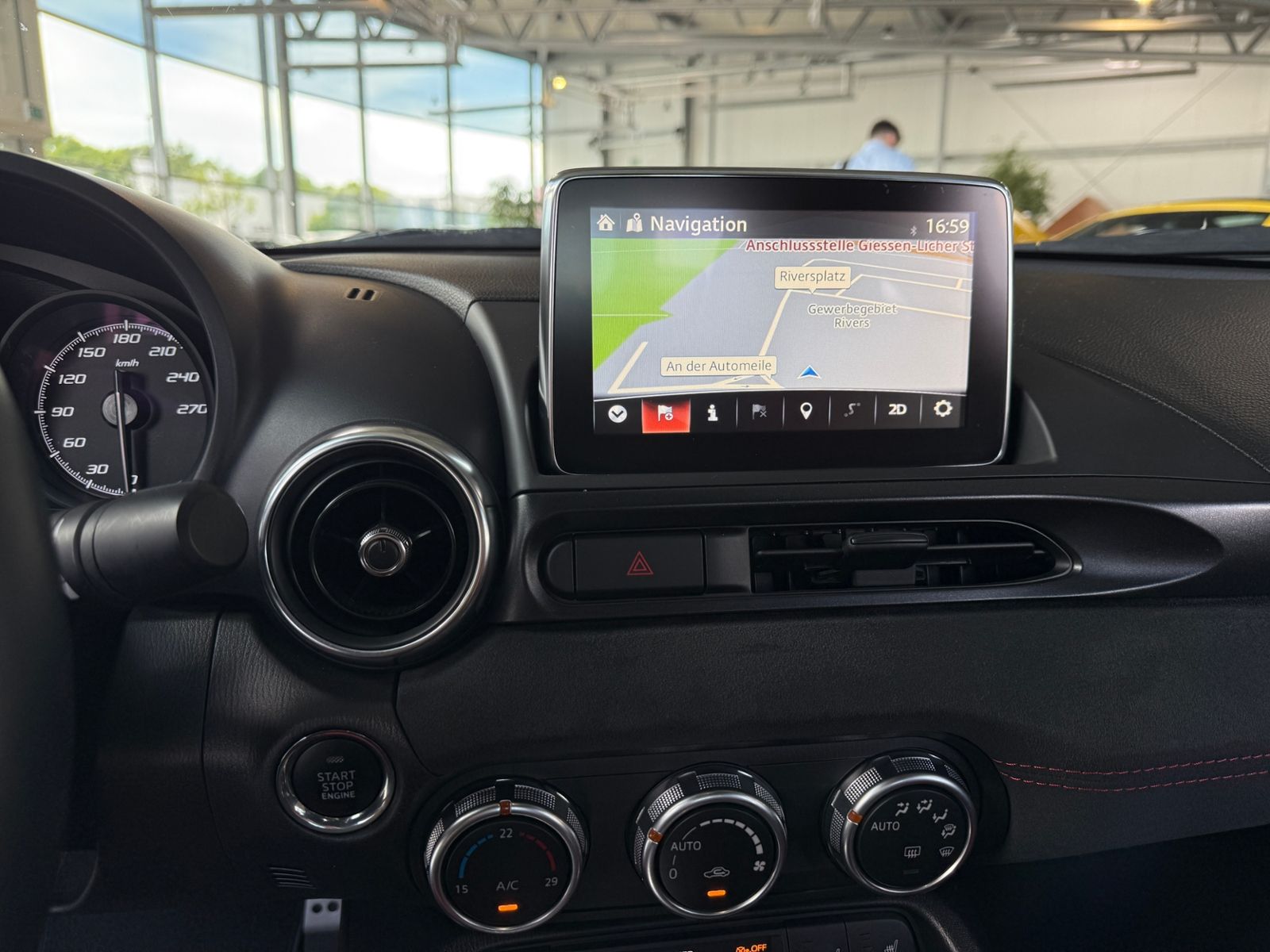 Fahrzeugabbildung Abarth 124 Spider GT HARDTOP LED LEDER