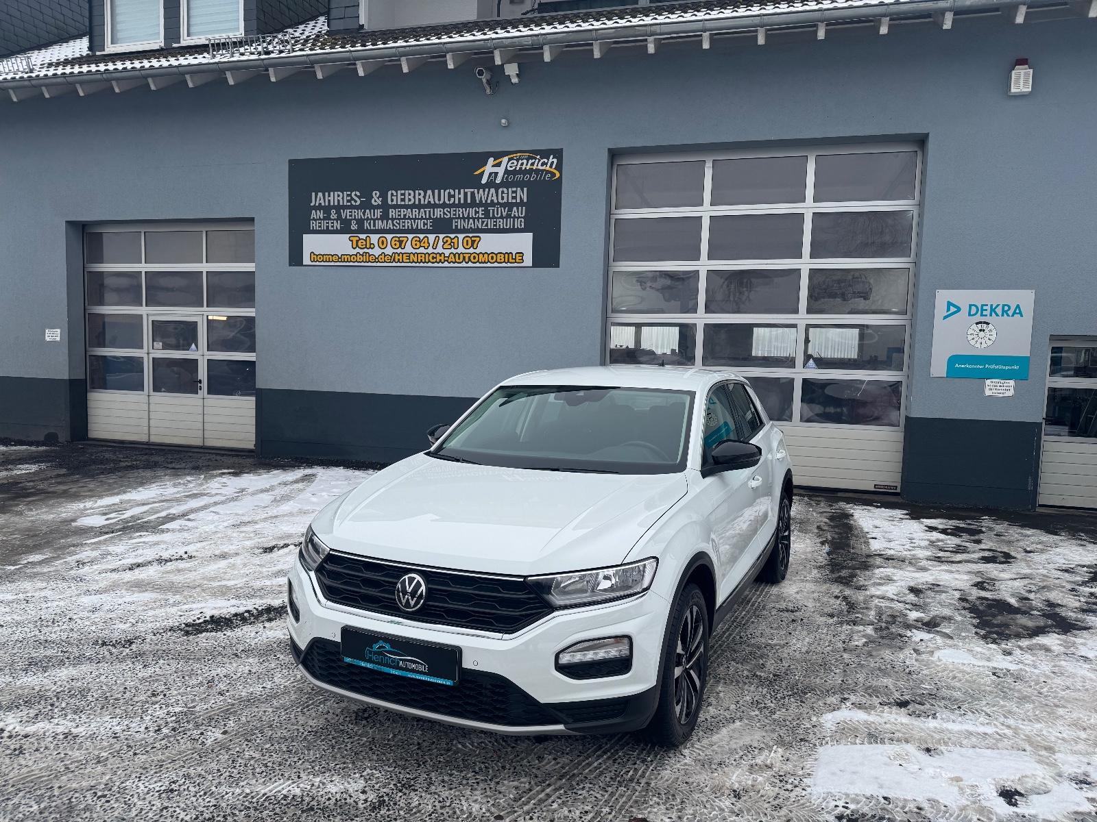 Volkswagen T-Roc United 4Motion DSG Navi ACC PDC SHZ DAB