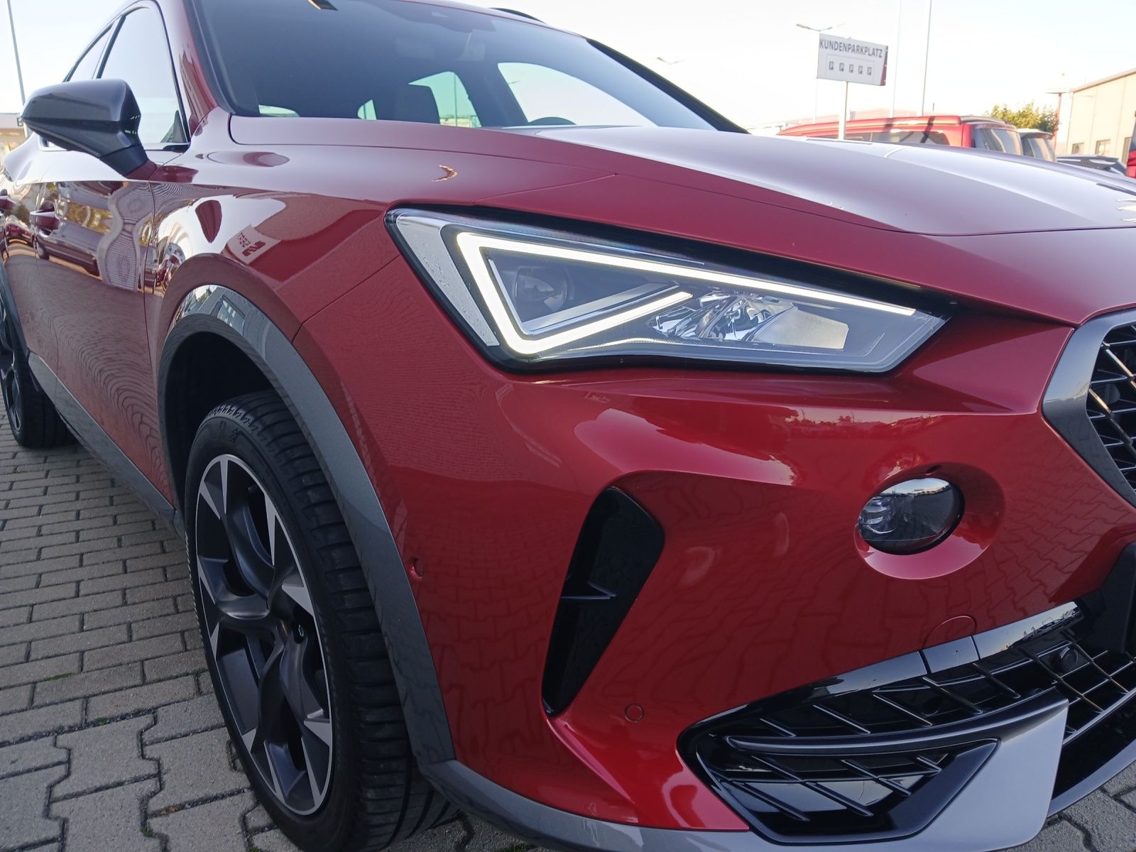Fahrzeugabbildung CUPRA Formentor 1.5 TSI DSG