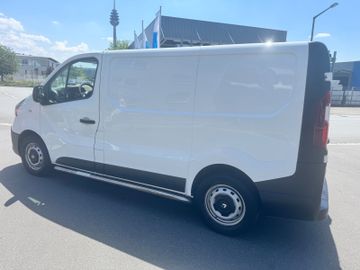 Renault Trafic - 11