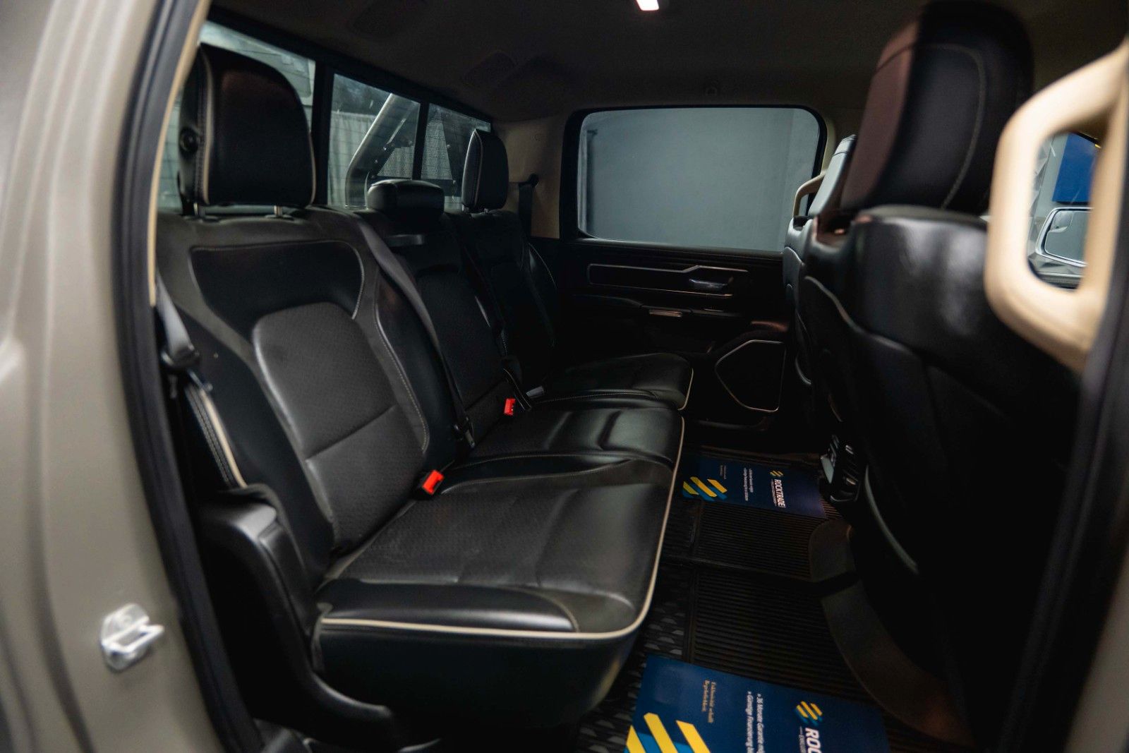 Fahrzeugabbildung Dodge RAM 5.7 V8 HEMI 4x4 OFFROAD Night LARAMIE RAPTOR