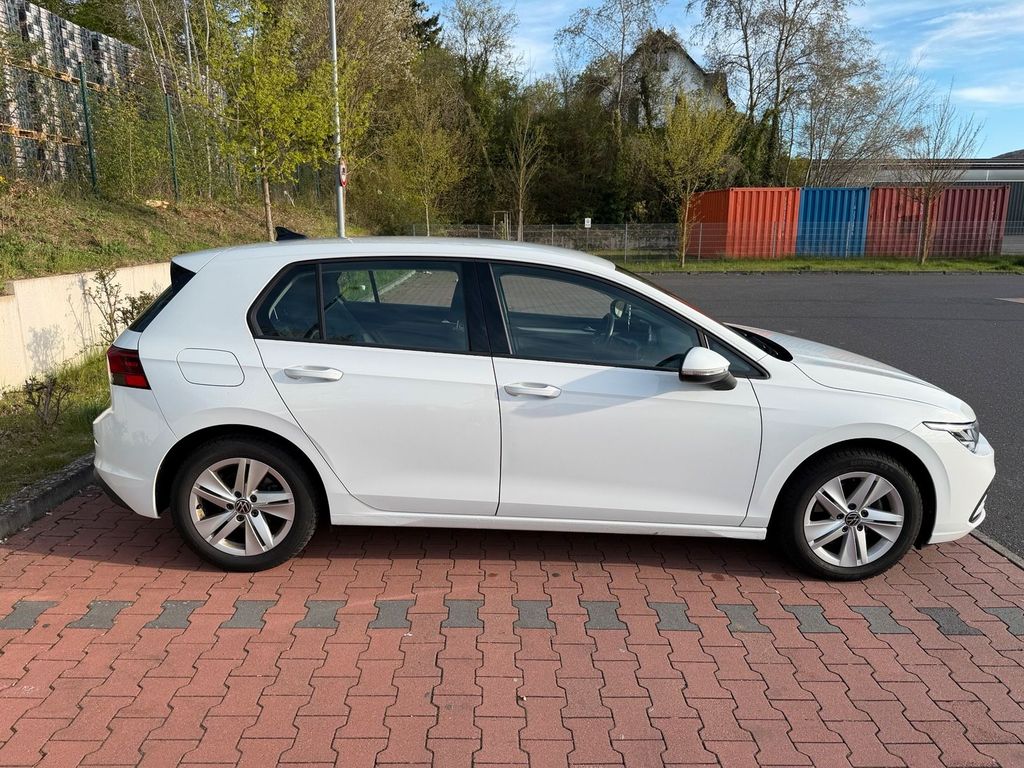 Image of Volkswagen Golf