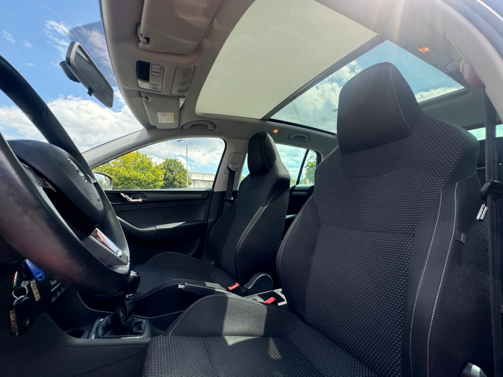 Skoda Rapid Spaceback Style Plus +PANO+KLIMATRONIC