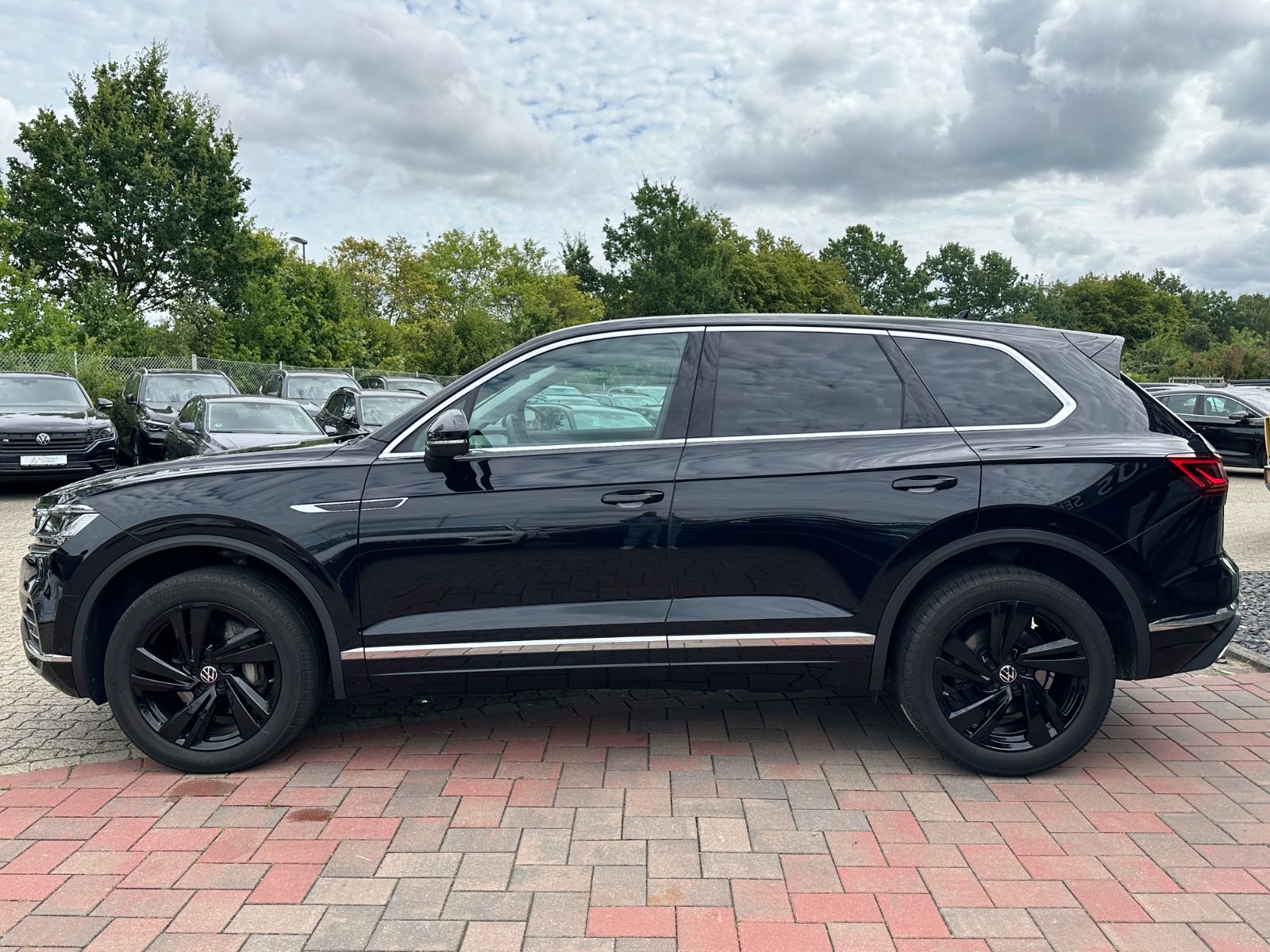Volkswagen Touareg 3.0 TDI Elegance 4M MATRIX STANDH R-CAM foto 5