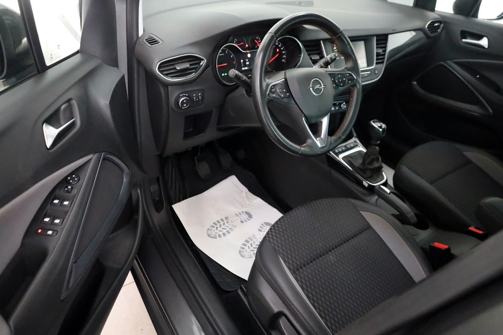 Fahrzeugabbildung Opel Crossland (X) Innovation LED,PDC,AHL,SR+WR