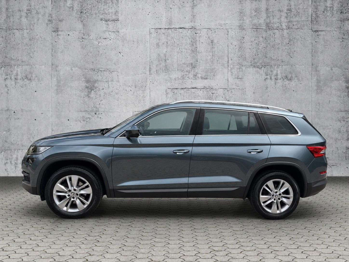 Skoda Kodiaq 2.0 TDI DSG Style*LED*CarPlay*Navi*1.Hand foto 4