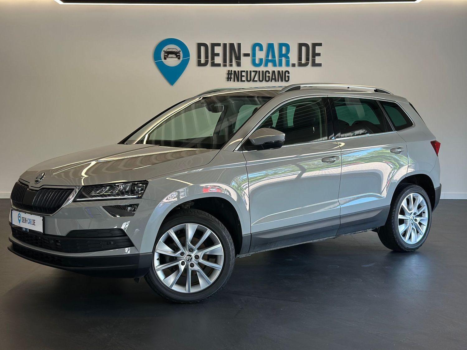 Skoda KAROQ ACC LED Navi PDC SHZ Fernlichtass. LM AUT