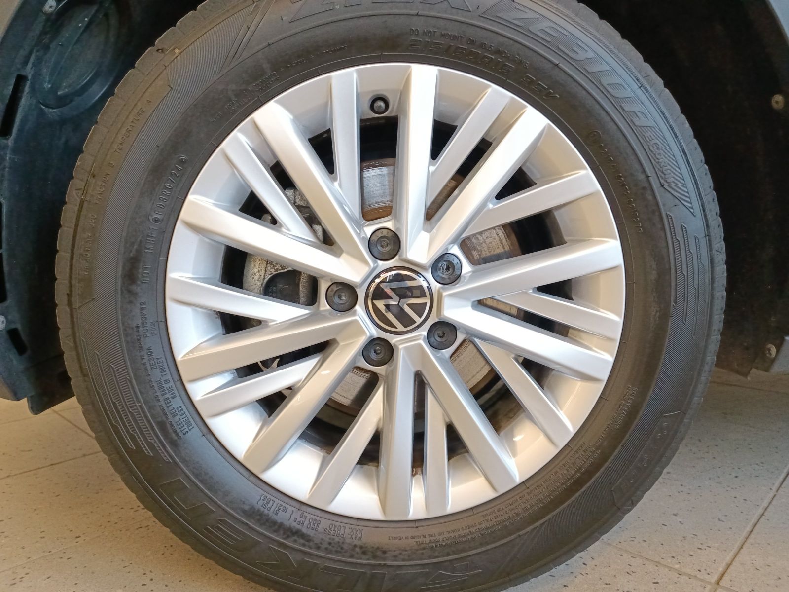 Volkswagen T-Roc - Bild 8