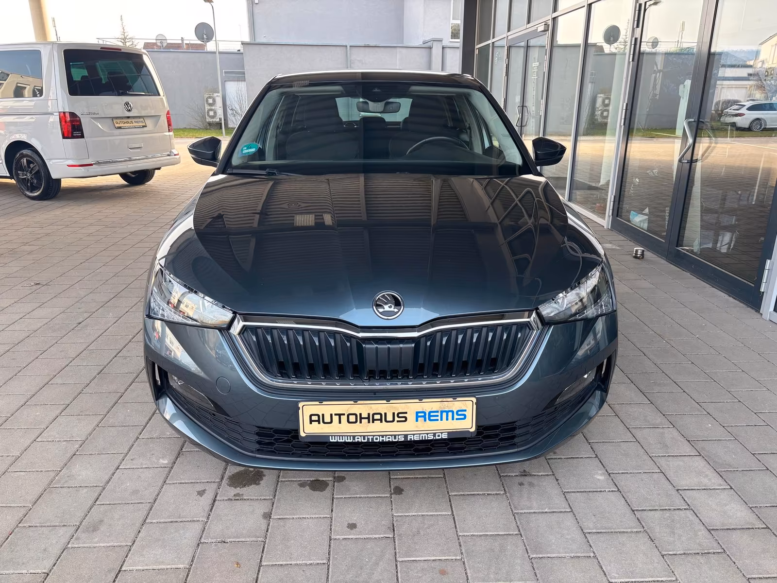 Skoda Scala Klimaauto, Einparkhilfe, Tempomat