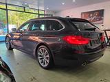 BMW 520 Baureihe Panorama Garantie Voll Leder - graue BMW 520