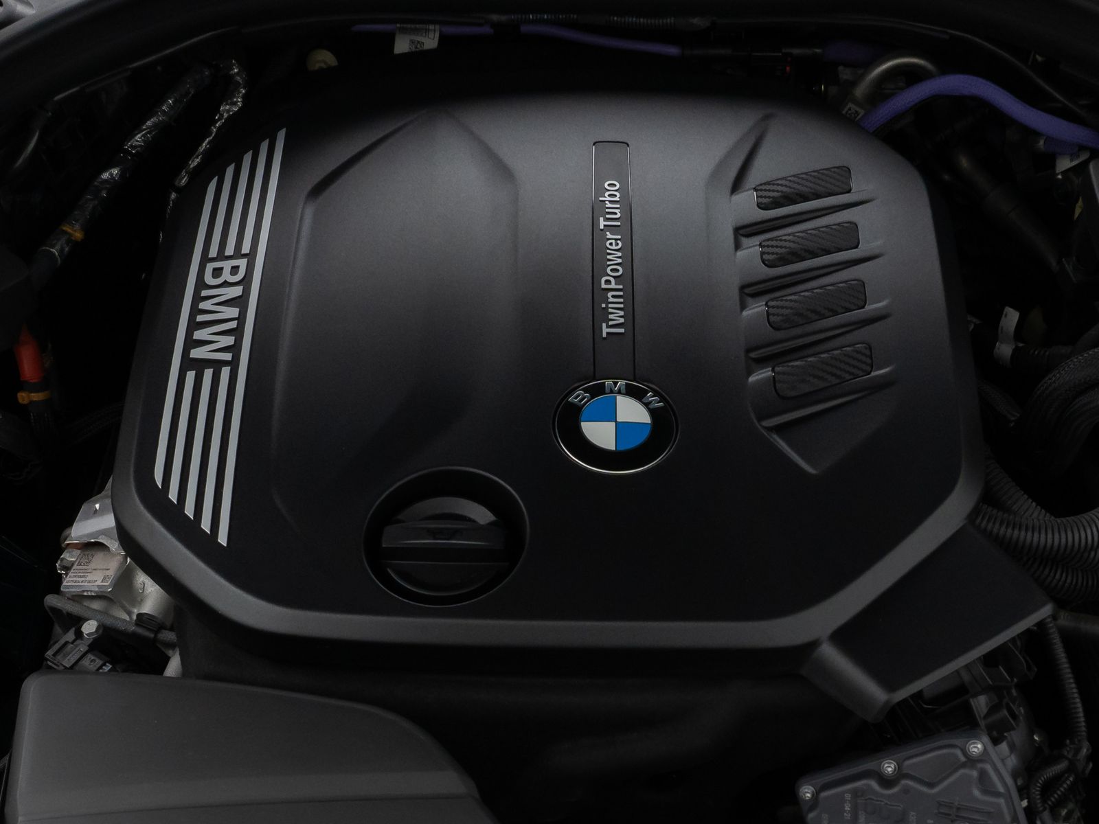 Fahrzeugabbildung BMW 320d Panorama DAB PDC Sitzhzg Geschwindigkeitsre