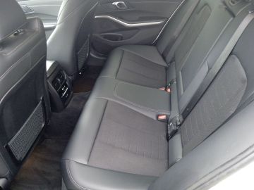 BMW 318 - 12