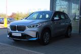 BMW iX1 xDrive30 Navi LED AHK Kamera DAB Sportsitze - silberne BMW iX1