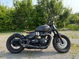 Triumph Bonneville Bobber - Custom-Umbau - Werksgarantie