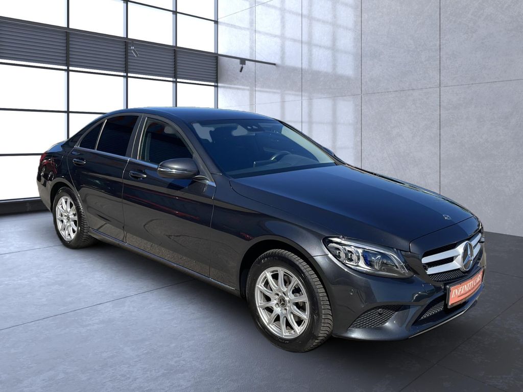 Image of Mercedes-Benz C 200