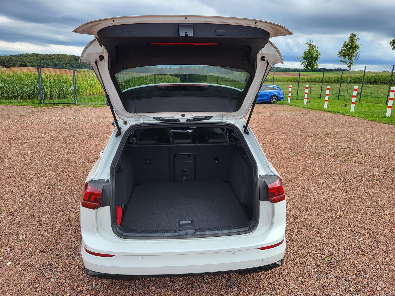 Volkswagen Golf Variant 1.5 eTSI DSG R-Line ACC Winter Kam., миниатюра 15