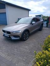 Volvo V60 Cross Country D4 AWD Geartronic - - graue Volvo V60 Cross Country