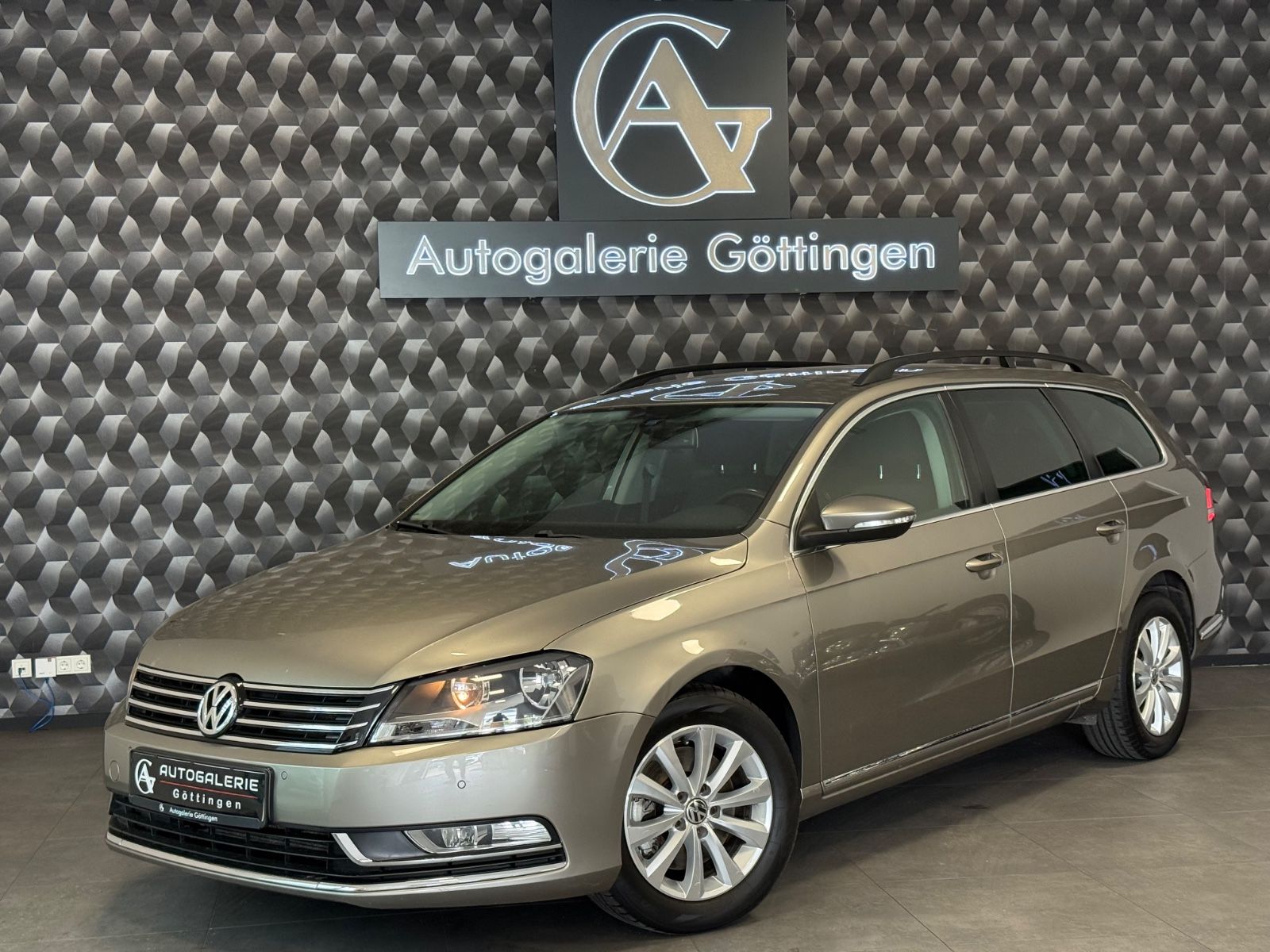 Volkswagen Passat Variant - 1