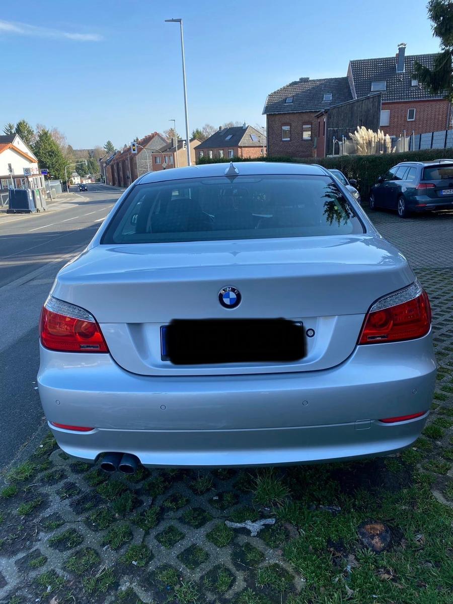 BMW 530i Edition Exclusive Edition Head-Up-Display 