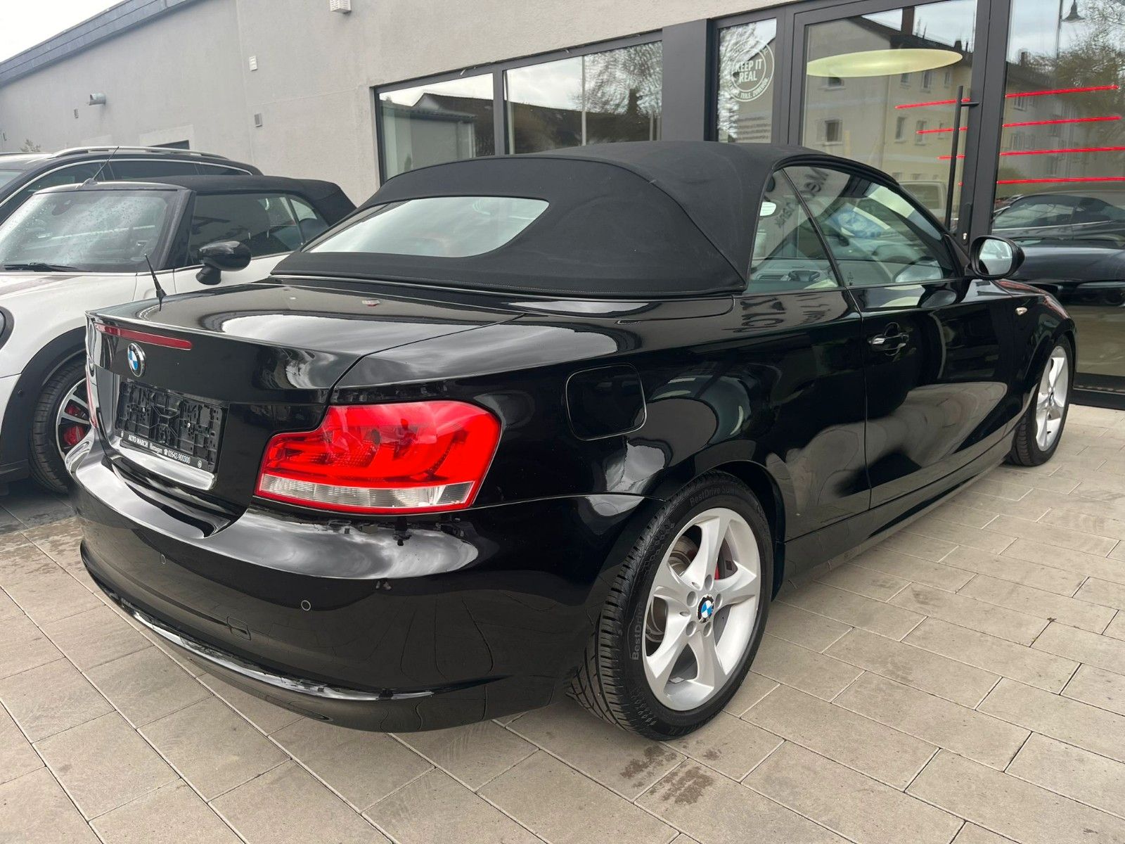 Fahrzeugabbildung BMW 120d Cabrio Advantage *LHZ*PDC*