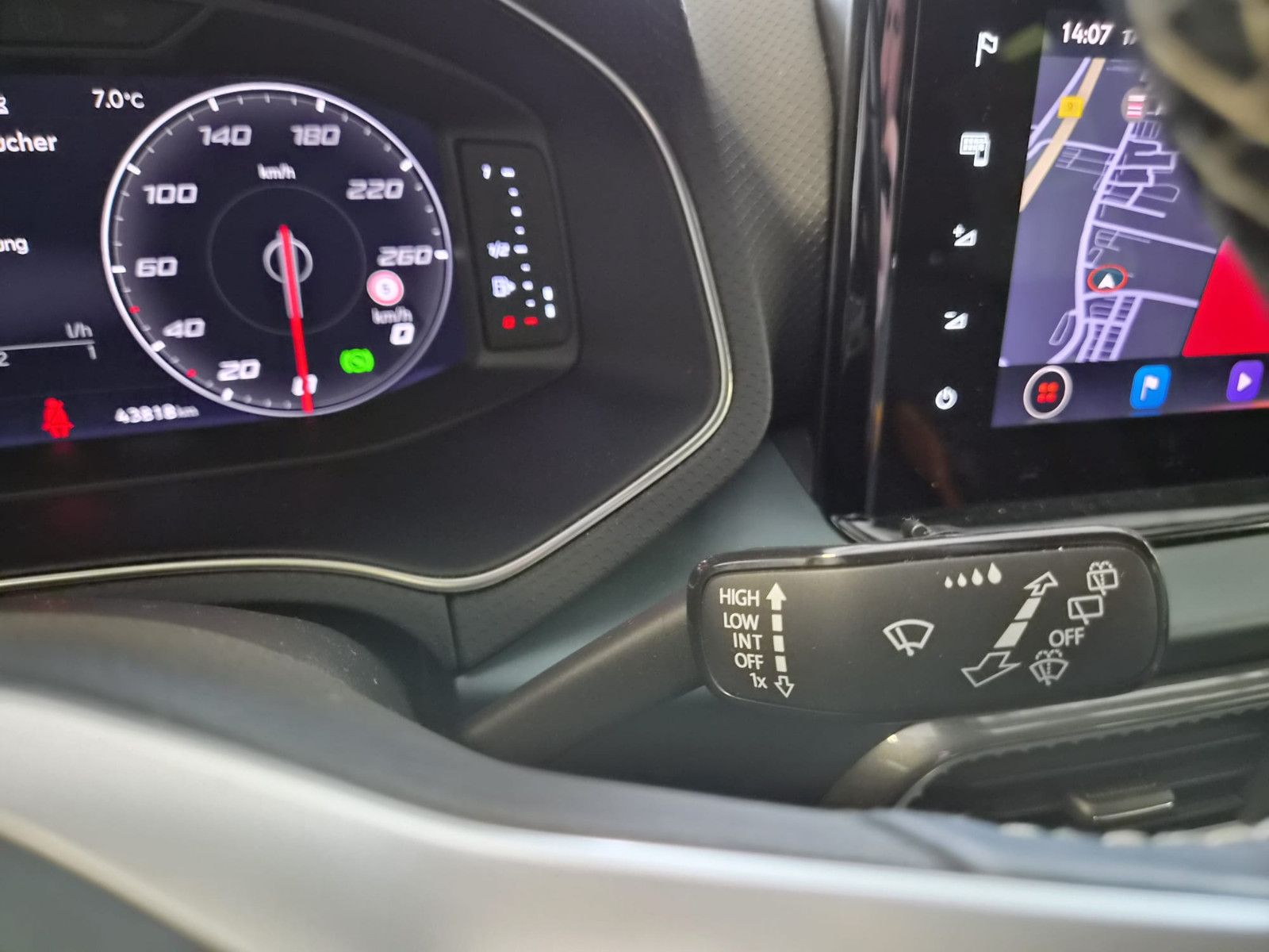 Fahrzeugabbildung SEAT Arona Xperience / KAMERA / CARPLAY/NAVI