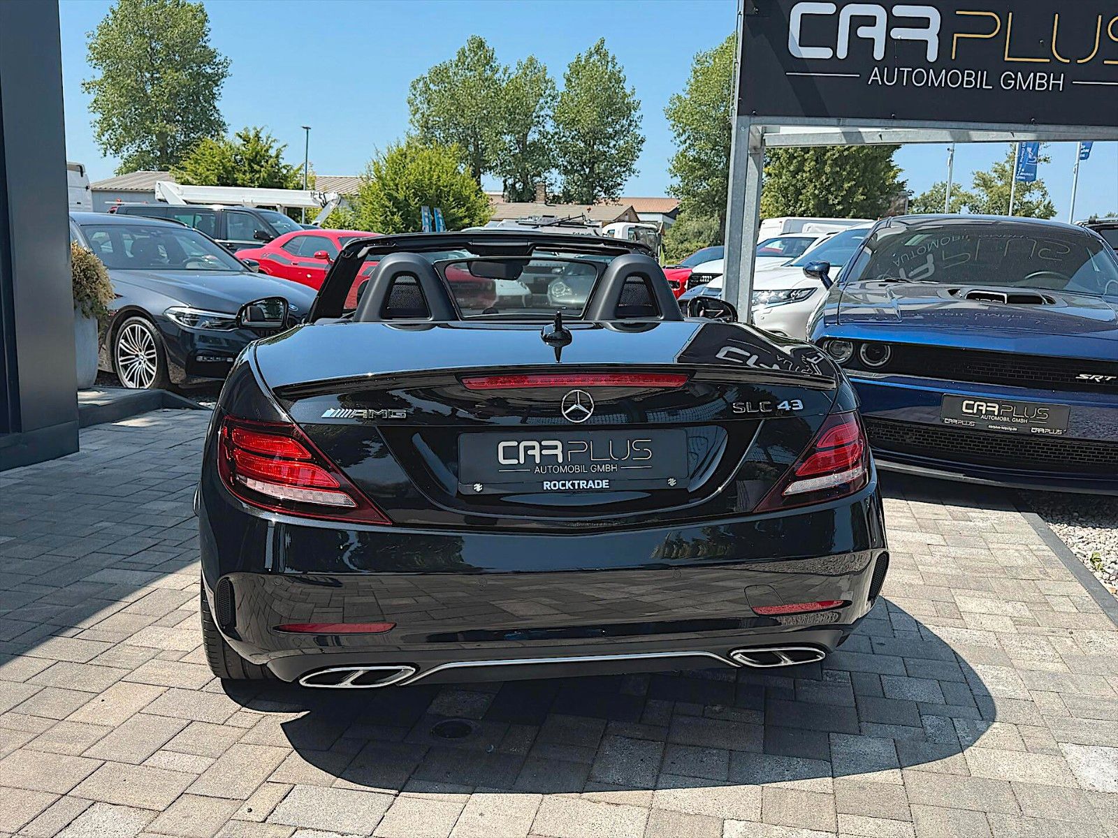 Fahrzeugabbildung Mercedes-Benz SLC 43 AMG Designo Night *LED*Kamera*Panorama*