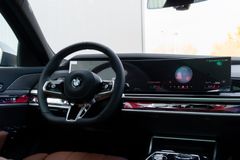 BMW 740 – 15 / 29