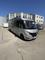 HYMER / ERIBA / HYMERCAR B-Klasse ML I BlackLine 880 Hydraulische Stützen - Wohnwagen Mit Markise