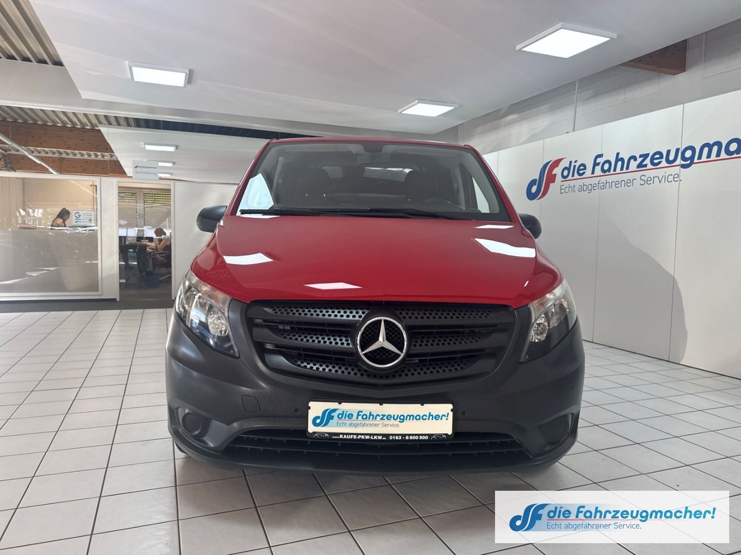 Fahrzeugabbildung Mercedes-Benz Vito Kasten 114 CDI  lang Temp PDCv+h Klima Berg