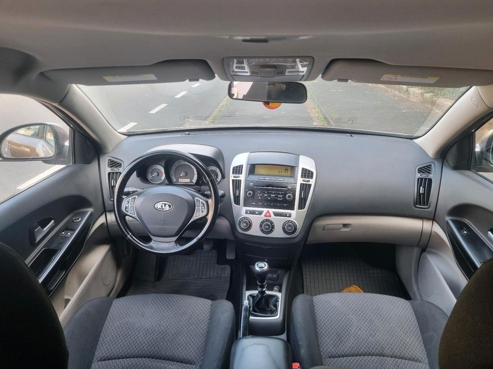 Kia cee'd 2006 — photo 6