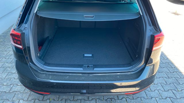 VW Passat Variant