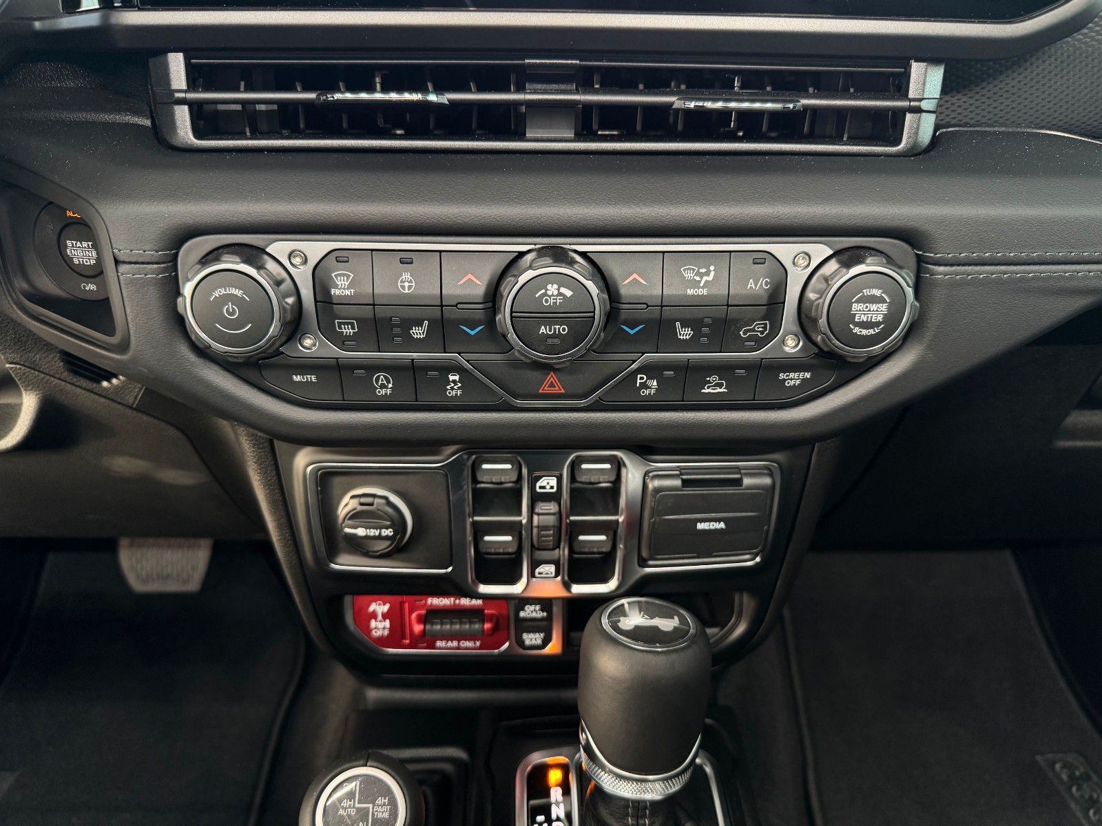 Fahrzeugabbildung Jeep Wrangler 2.0T-GDI Rubicon RECON X 4x4 "Sky One"