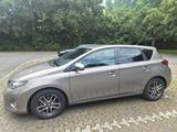 Toyota Auris Hybrid Comfort 1.8 Automatik  - Toyota Auris in Essen
