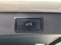 SKODA Superb Combi 2.0 TDI Sportline DSG SKODA Superb Combi 2.0 TDI Sportline DSG