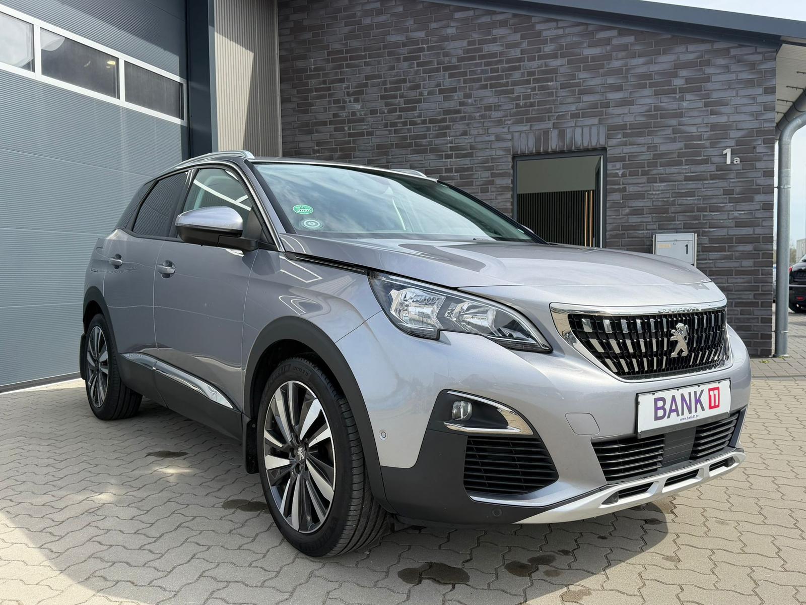 Peugeot 3008 Allure-Kamera-AHK-SHZ-Teilleder-Carplay-
