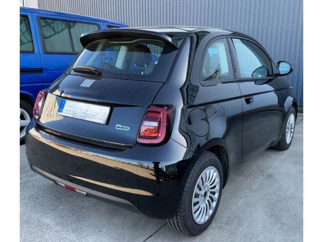 Fiat 500e Action *Radio und Winterpaket *Sitzheizung imagem 3