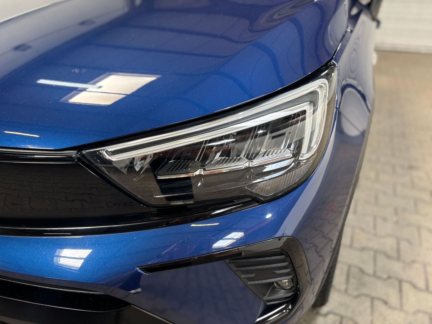 Fahrzeugabbildung Opel Crossland X GS Line#LED#Spur#Ambiente#Kamera