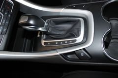 Fahrzeugabbildung Ford Mondeo 2,0 TDCi Business Turnier Automatik NAVI