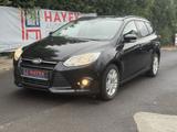 Ford Focus Turnier Trend*TÜV08/25*PDC*SITZHEIZUNG* - Ford Focus aus 2011 mit Diesel-Antrieb