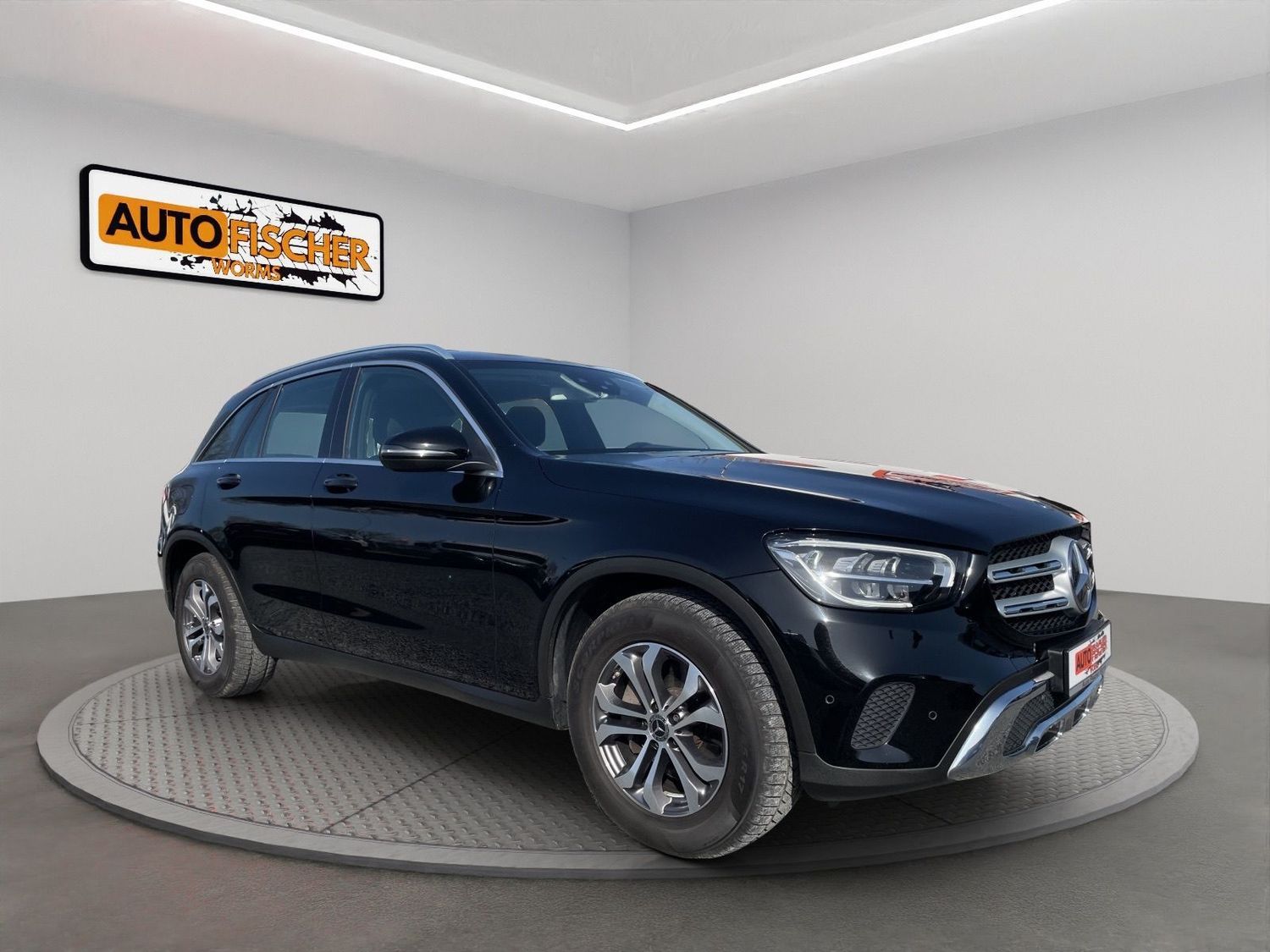 MERCEDES-BENZ GLC 220 d 4Matic AHK  "Junge Sterne"