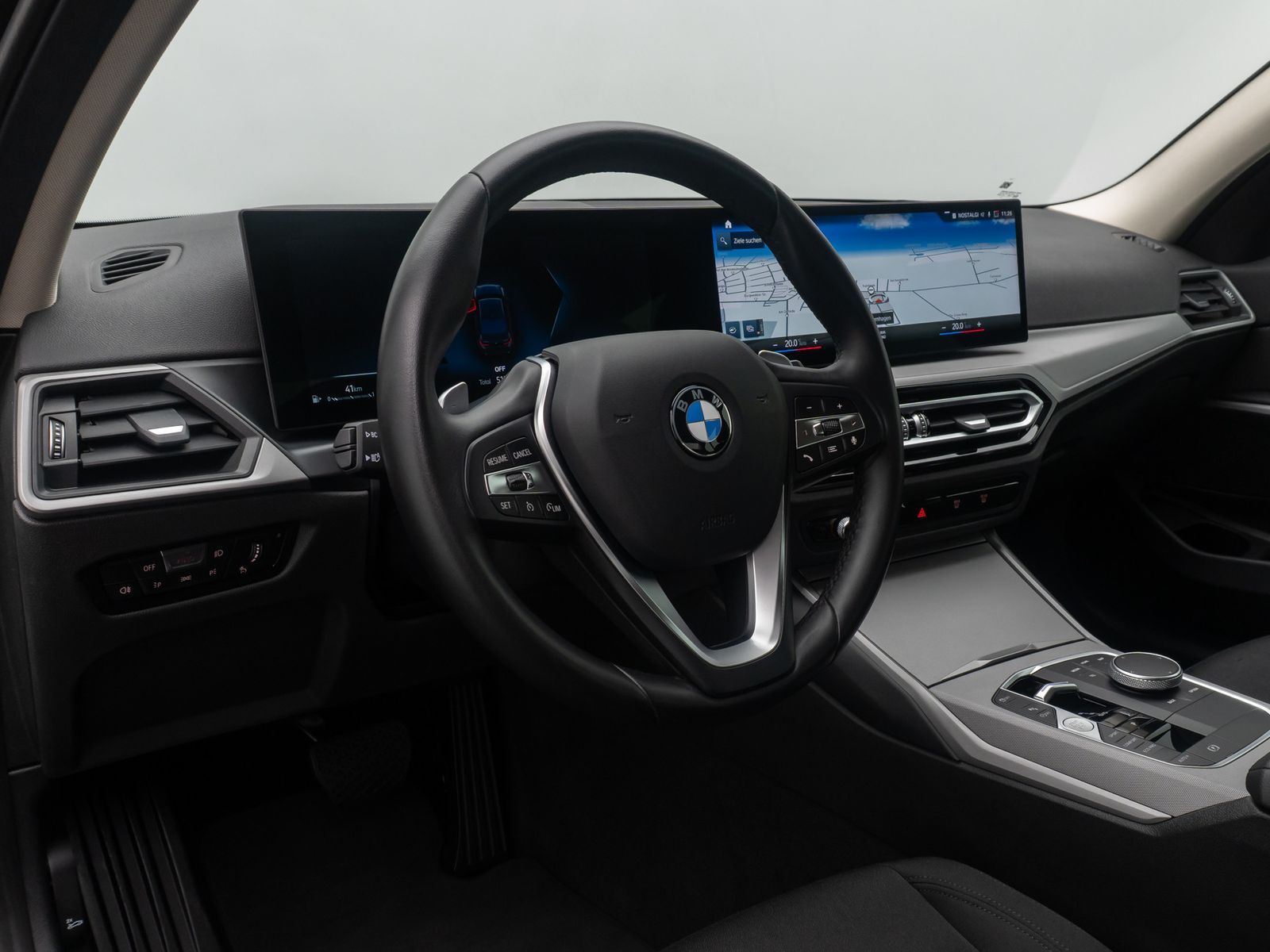 Fahrzeugabbildung BMW 318i LED DAB PDC Cockpit+ DigitalDisp
