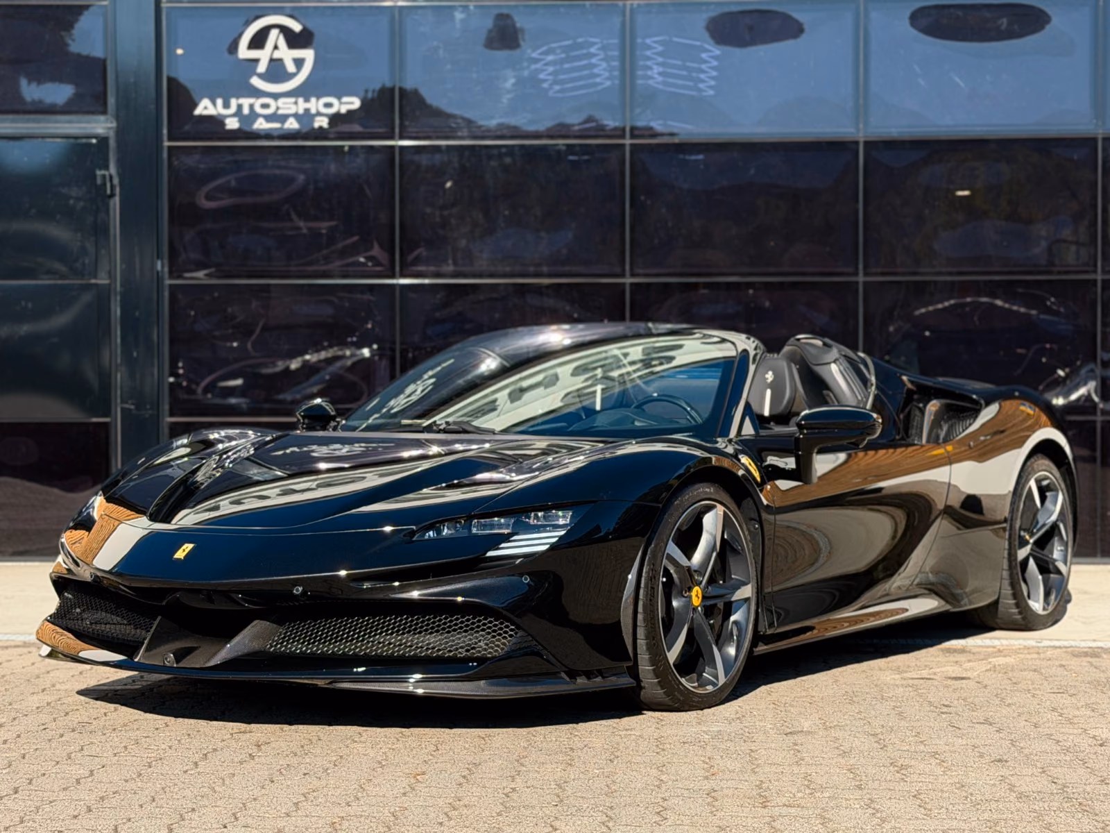Ferrari SF90 Spider Assetto Fiorano Carbon/360°/Racing