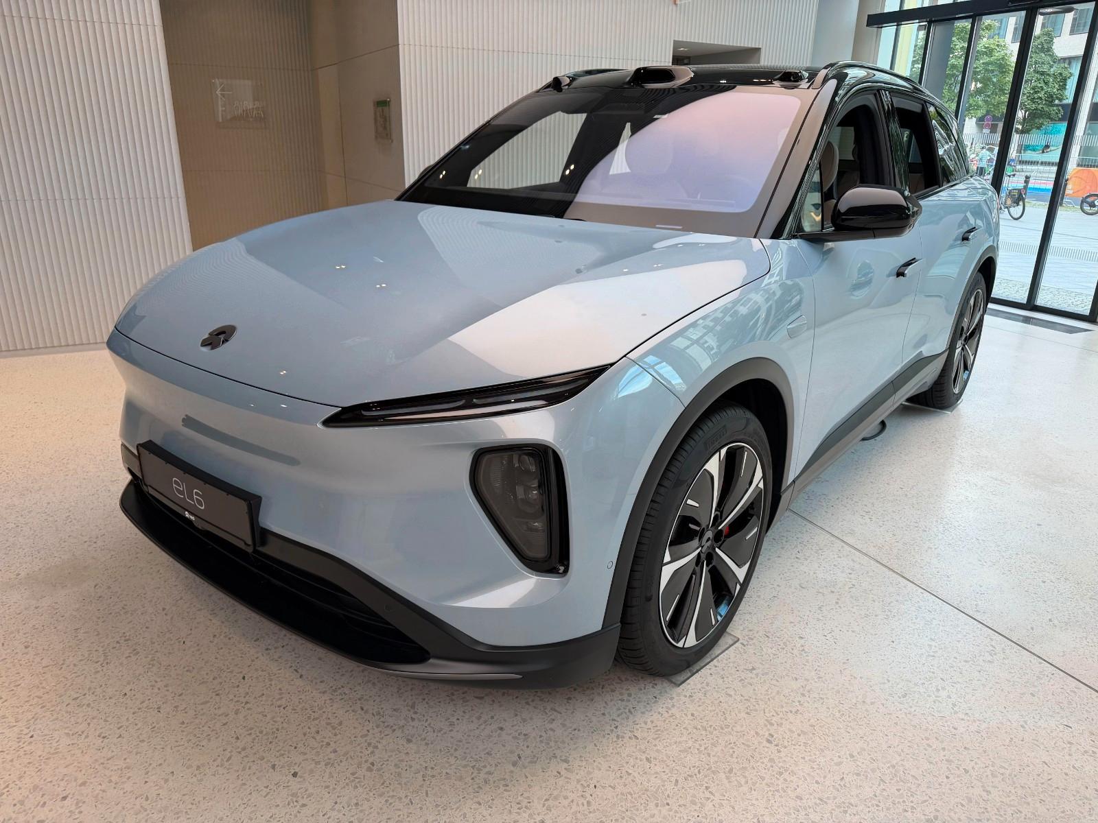 NIO EL6
