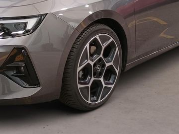Fotografie 2 des Opel Astra L ST Ultimate 1.5D AT Leder Schiebedach