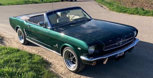 Ford Mustang Cabrio, super schönes Fahrzeug