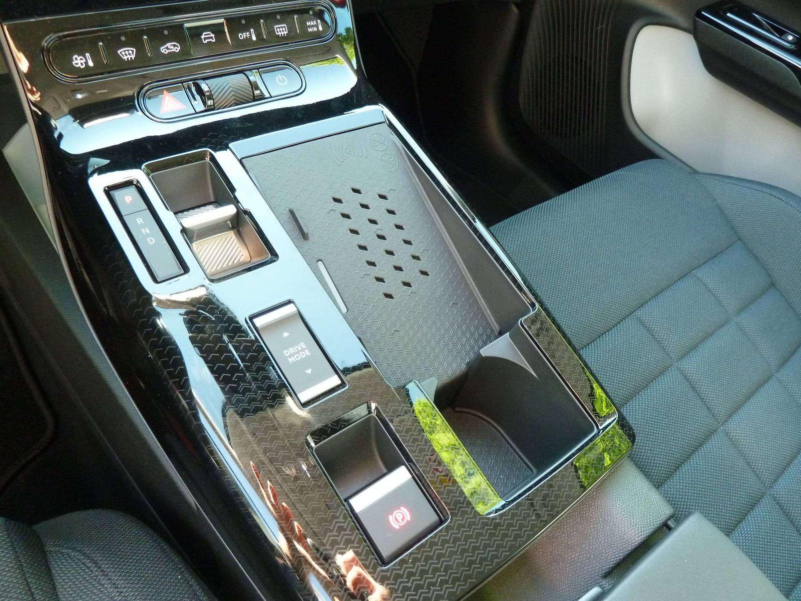 Citroën C5 Aircross 210 Elektromotor PLUS Winterpaket AH