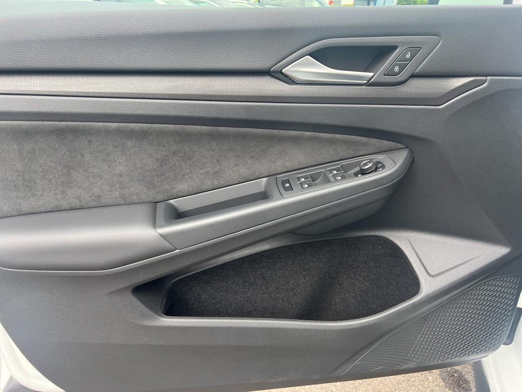 Volkswagen Golf VIII 2.0 TSI DSG GTI AHK*LED*NAVIVORBEREIT*, миниатюра 10