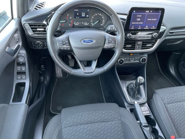 Fahrzeugabbildung Ford Fiesta 1.0 EcoBoost Titanium DAB, Tempomat, Klim