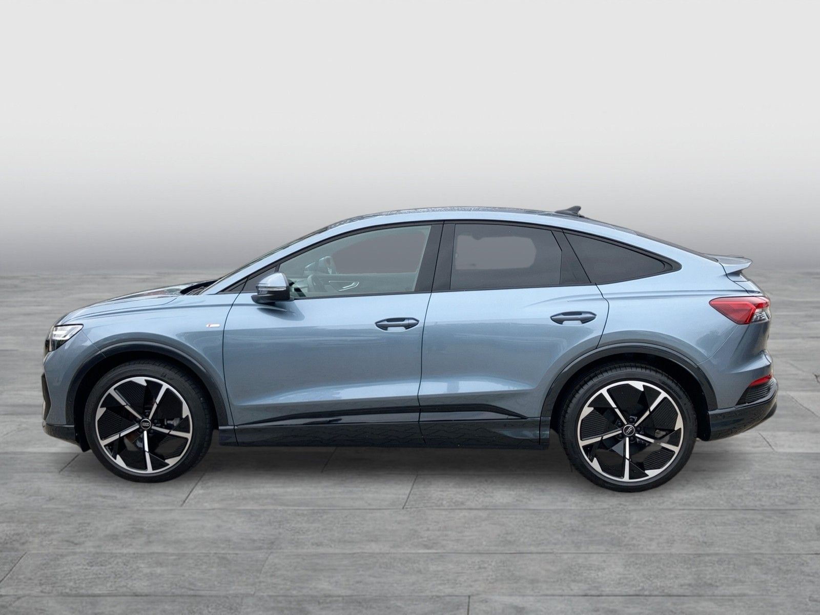 Audi Q4 Sportback 50 e-tron S-Line MATRIX imagem 2