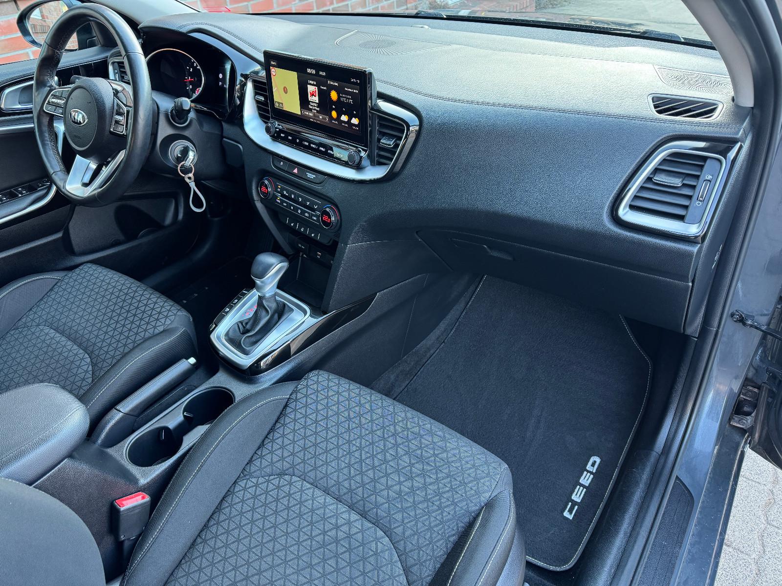 Kia Ceed Vision LHZ DAB RÜCKF.-KAMERA